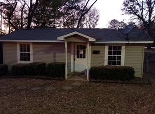 102 Moore Ave, Valley, AL 36854