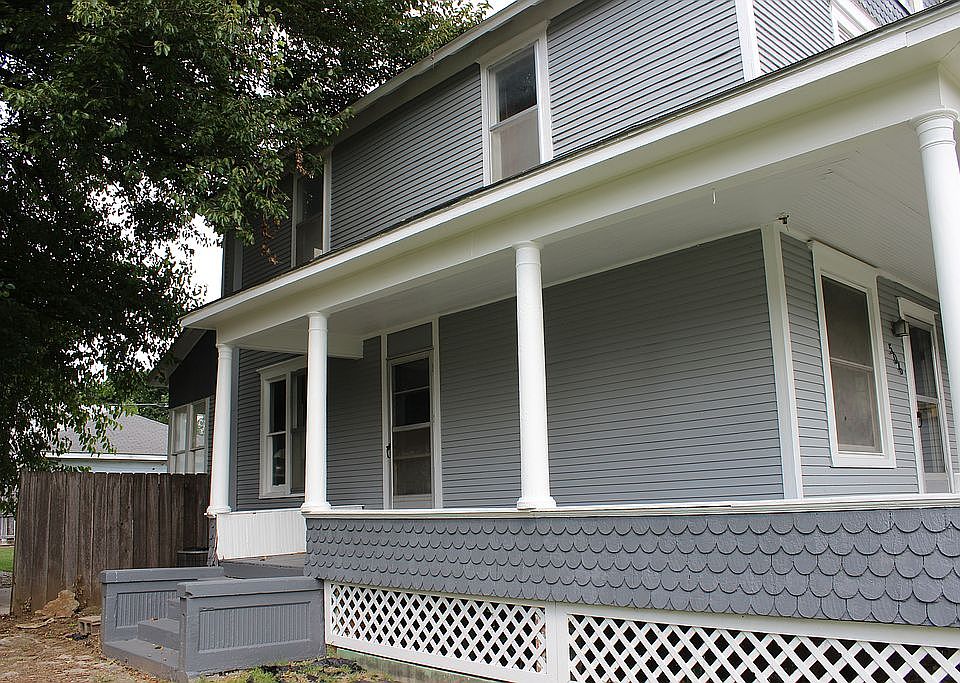 506 W Main St, Chanute, KS 66720 Zillow