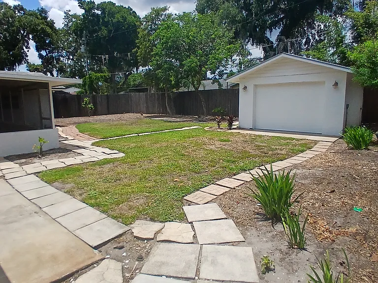 5002 Belleville Ave — Photo 2