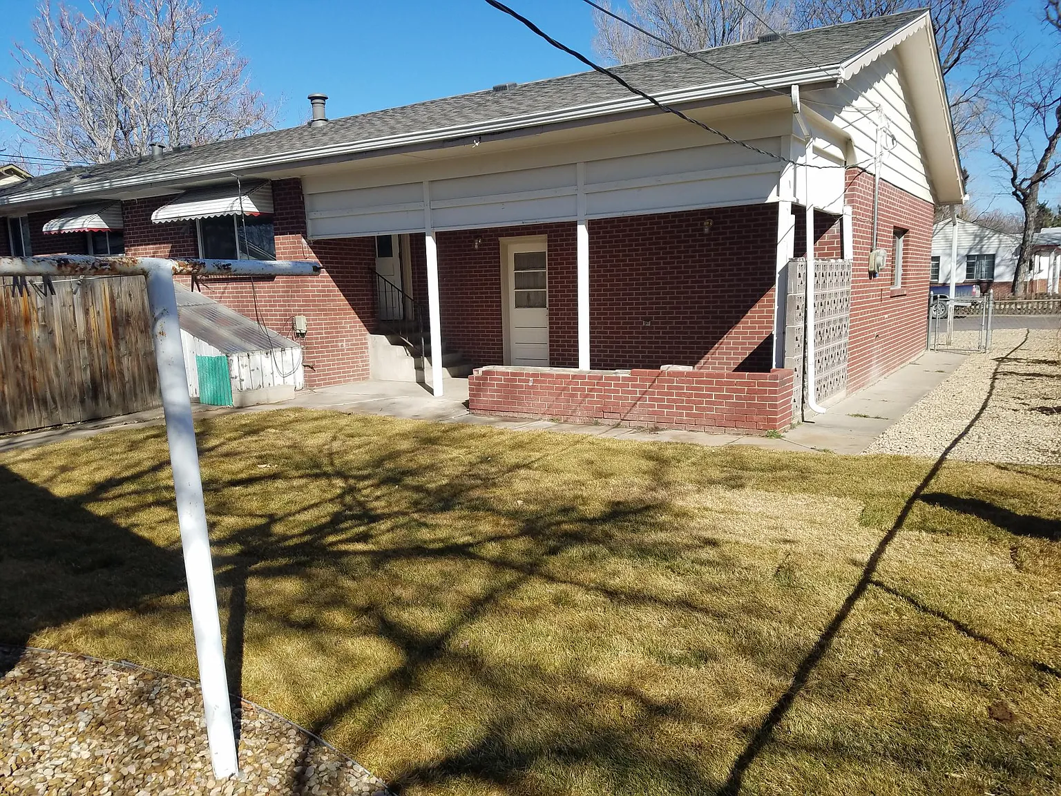 4 bed, 2576 sqft, $3,250 — Photo 3