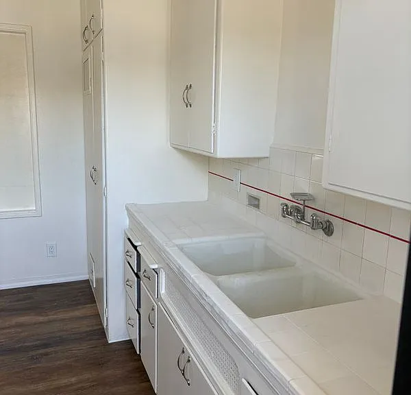 3475 Carmona Ave — Photo 14