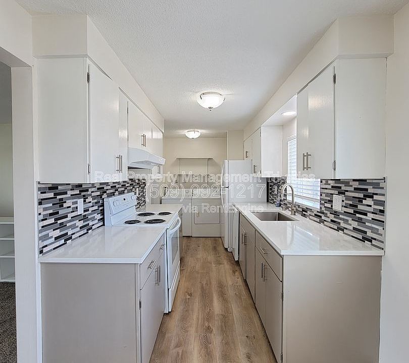 1st image of 1817 W Cartmell St #206