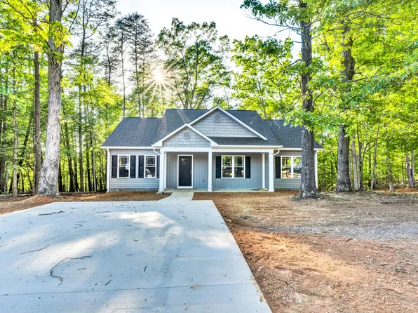 132 Pine Ridge Dr, Hardy, VA 24101