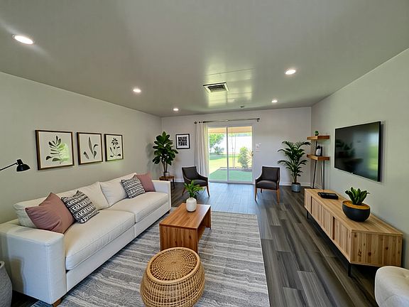 3rd image of 16245 Londelius St