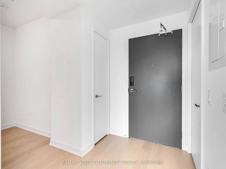 448 Burnhamthorpe Rd W #5509 — Photo 14
