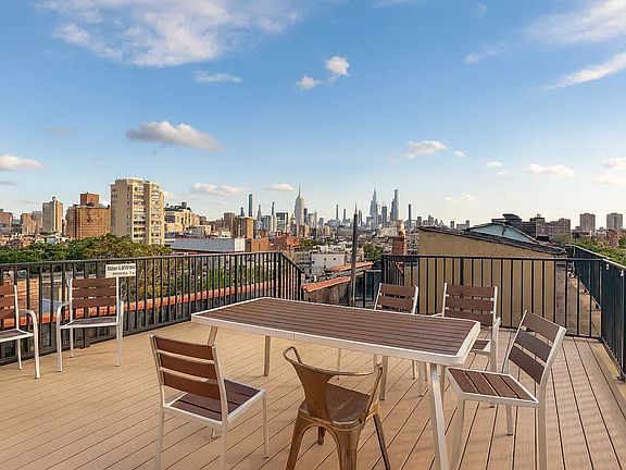 5th image of 109 Saint Marks Pl APT 7