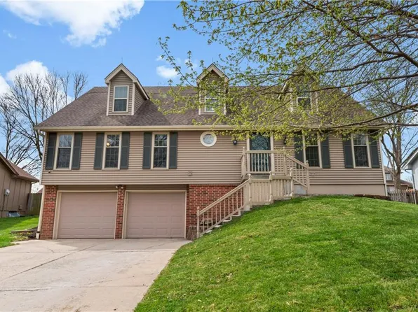 3205 NE 71st St, Kansas City, MO 64119