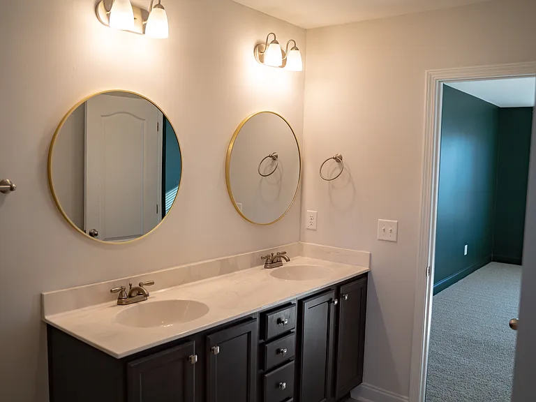 670 Avenue Of The Carolinas St — Photo 24