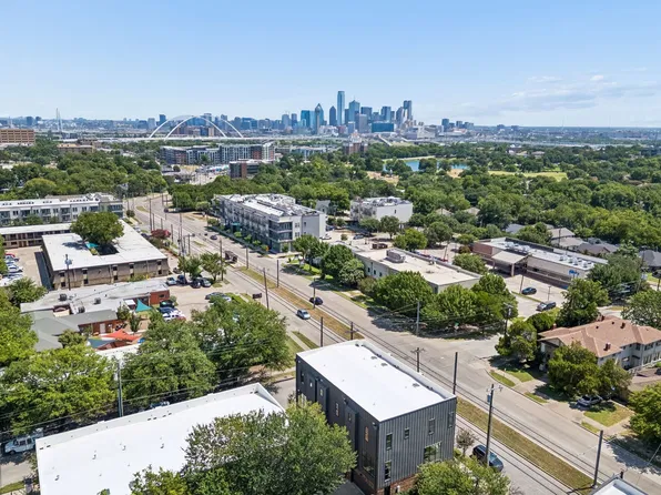 737 N Zang Blvd #103, Dallas, TX 75208