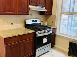 30-38 14th St #2FF, Astoria, NY 11102