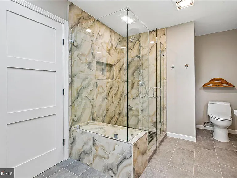 1710 Chesterford Way — Photo 30