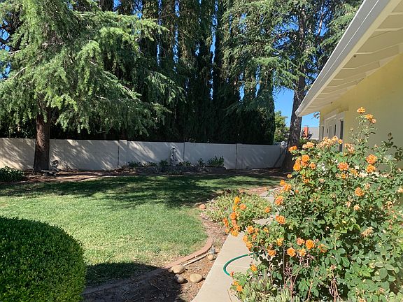 5th image of 601 Hemlock Ct