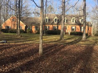 2201 James D Hagood Hwy, Halifax, VA 24558