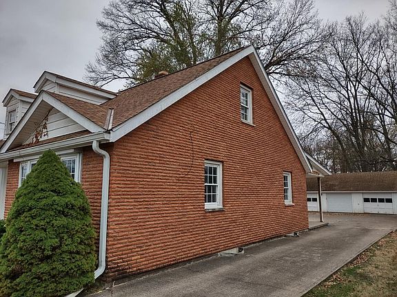 2nd image of 215 Tebbs Ave