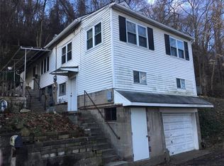390 Davis Ave, Mc Kees Rocks, PA 15136