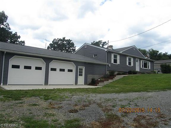 3rd image of 15943 Hamilton St