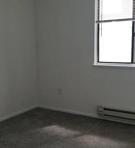 1209 W Plum St #C6 — Photo 12