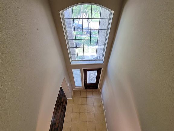5th image of 20931 Flower Croft Ct