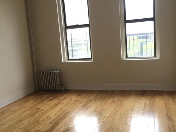 (undisclosed Address), Bronx, NY 10467