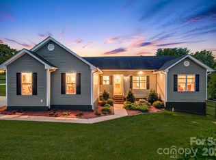 78 Bear Creek Hills Dr, Leicester, NC 28748
