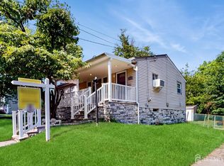 437 S 7th Ave, Highland Park, NJ