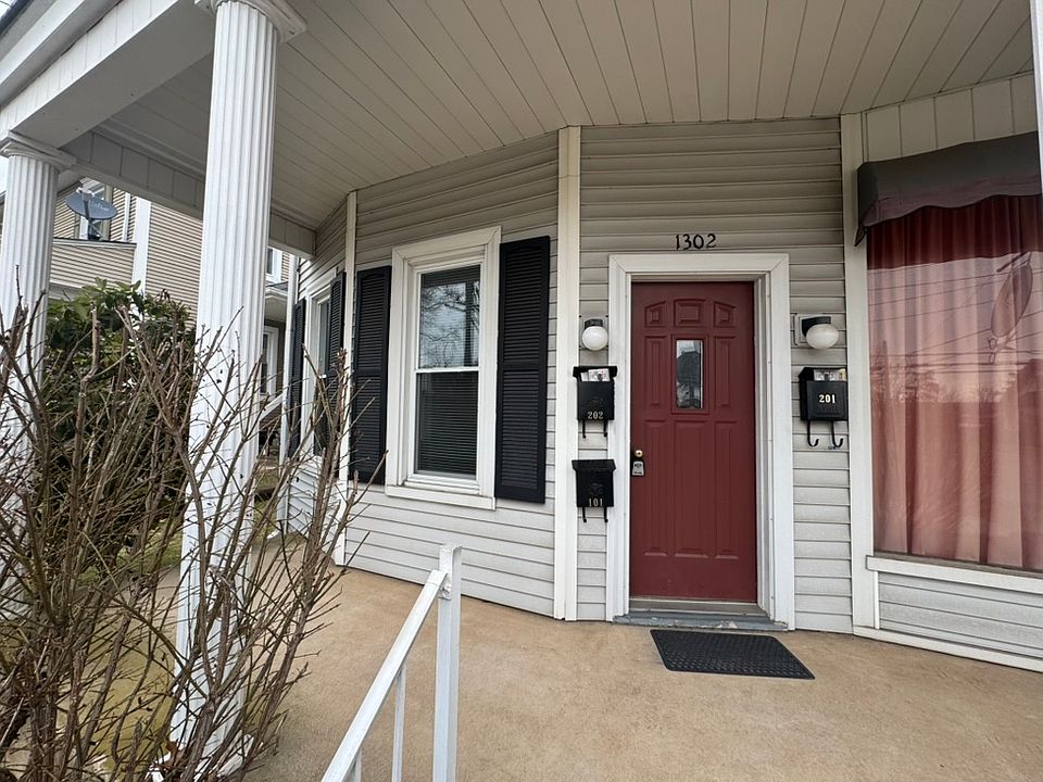 1st image of 1302 Market St #101
