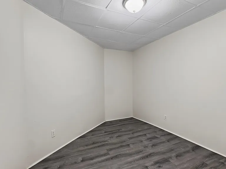 492 W Side Ave #2L — Photo 7