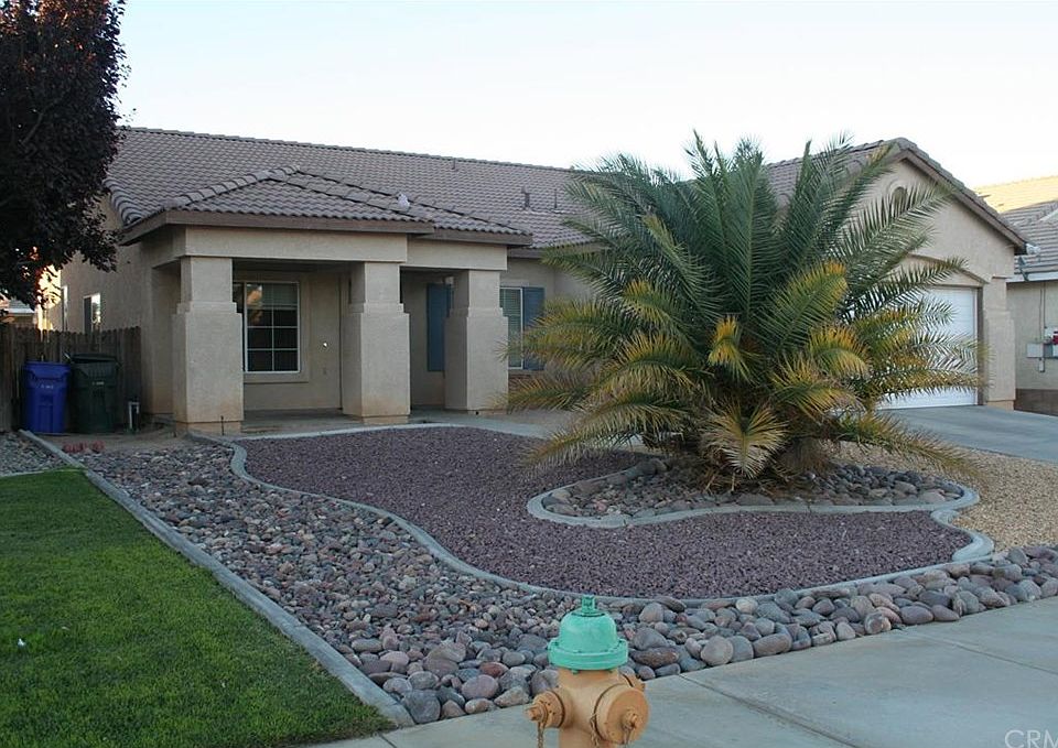 1st image of 14036 Dahlia Dr