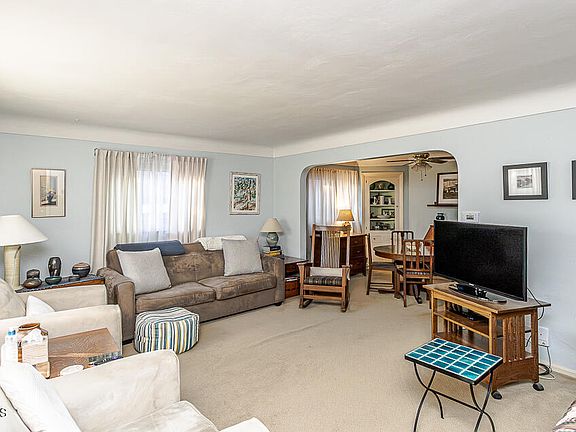 3rd image of 3001 Algonquin Pkwy