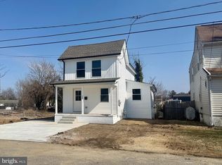 28 New St, Salem, NJ 08079