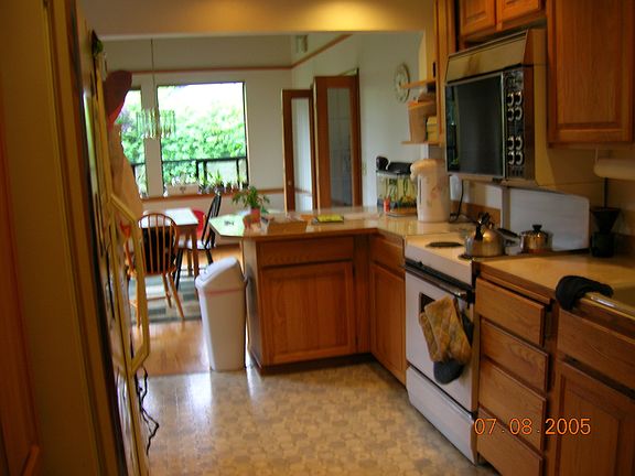 kitchen/dining room