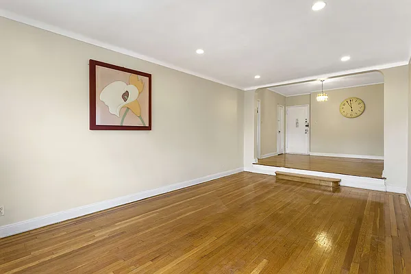 Sold by Compass | media 7