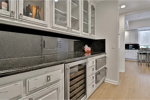 5427 Encino Ave — Photo 12