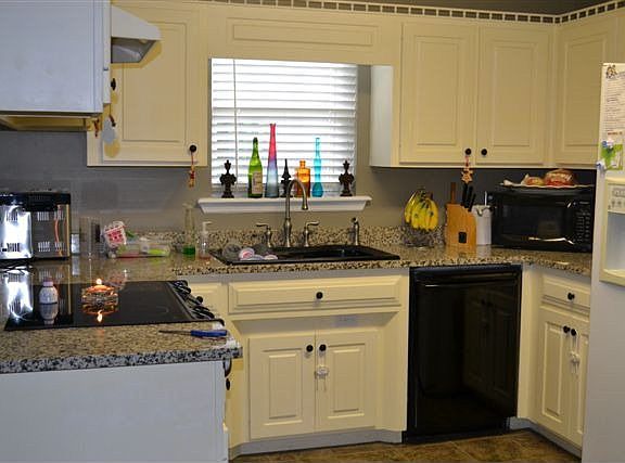 3rd image of 4317 Whippoorwill Cir