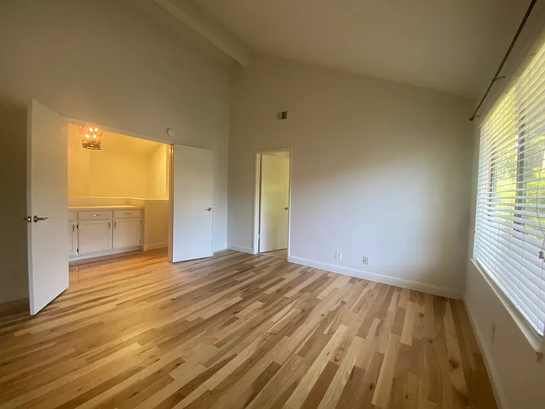 2446 Michele Jean Way — Photo 22