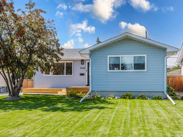 9330 162nd St NW, Edmonton, AB T5R 2M9