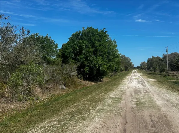19093 NW 302nd Street, Okeechobee, FL 34972