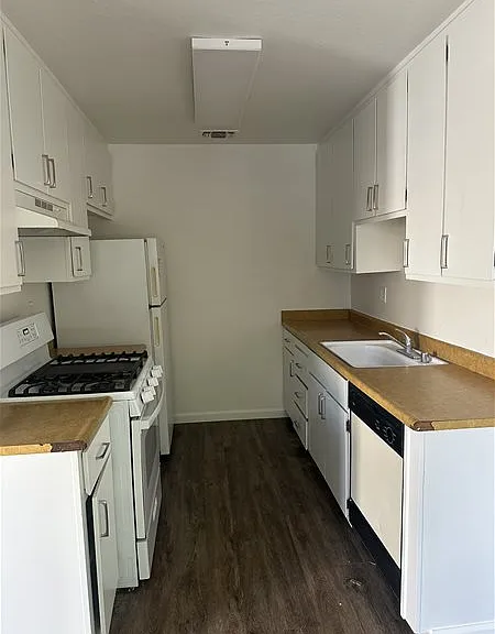 614 Adams St — Photo 3