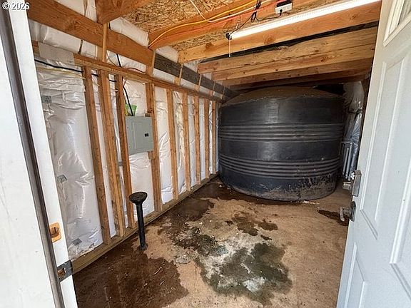 4th image of 173 Three Spurs Loop