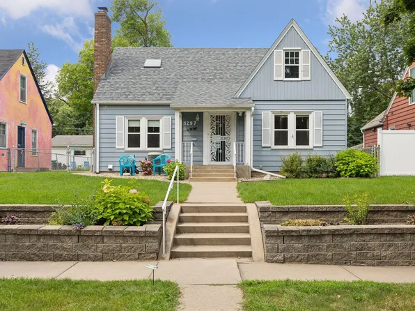 1297 Grotto St N, Saint Paul, MN 55117