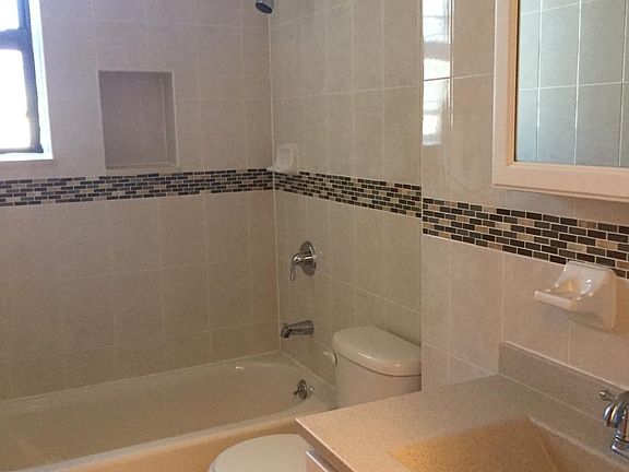 5th image of 2148 E 17th St #6