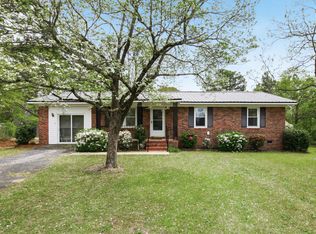 3605 Concord Ct, Hope Mills, NC 28348