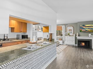 935 N 200th St UNIT A101, Shoreline, WA