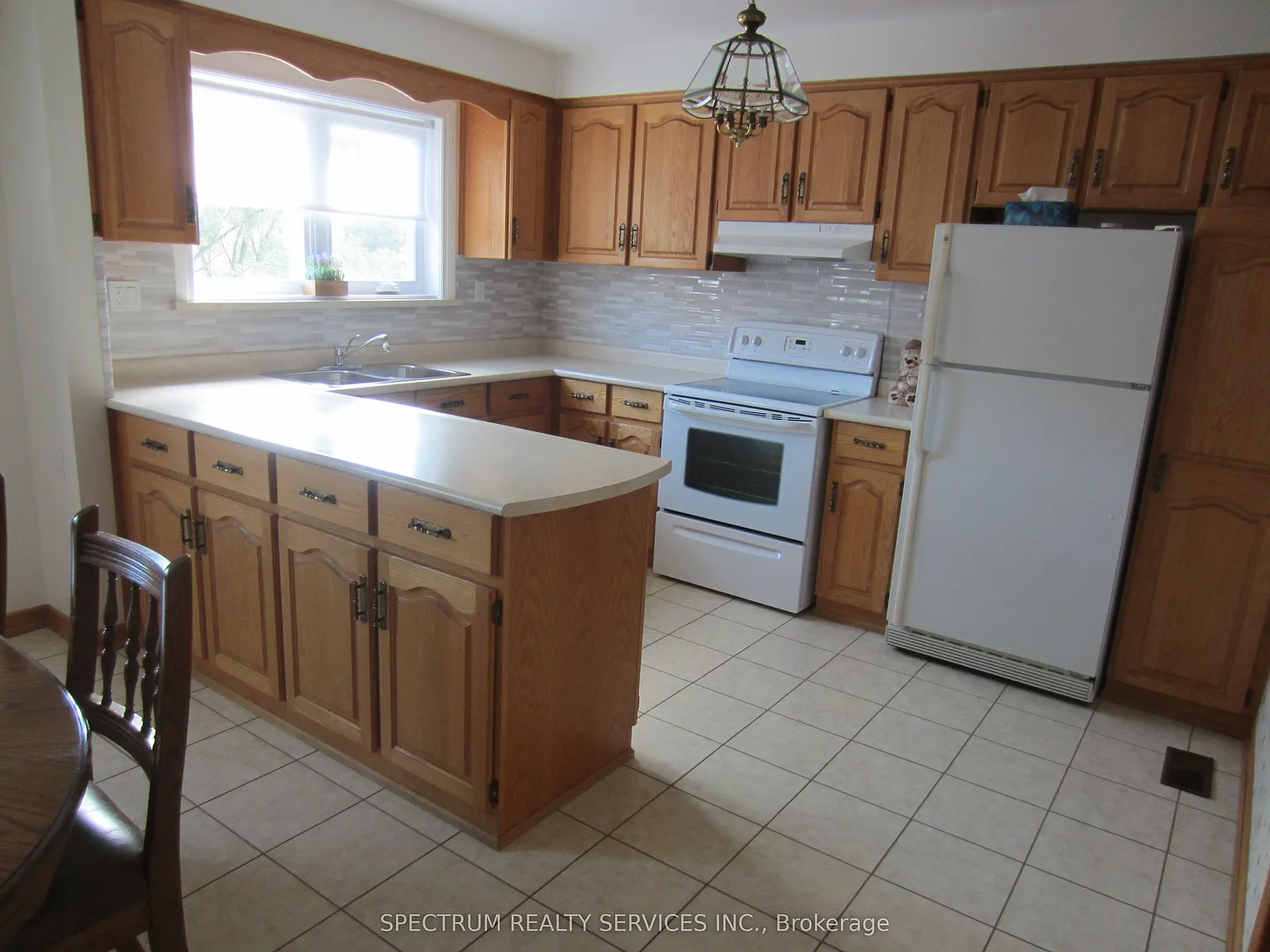 3 bed, $3,200 — Photo 4