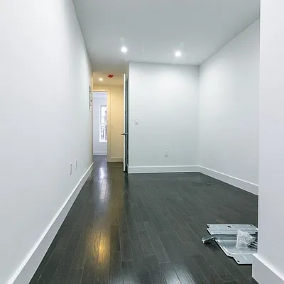 Rented by Nooklyn NYC LLC | media 24