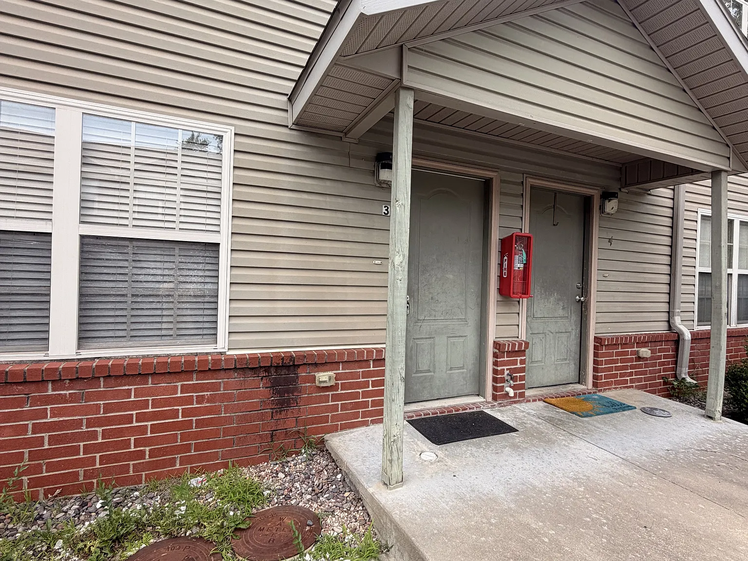1446 West Netherland Way - 3 — Photo 2