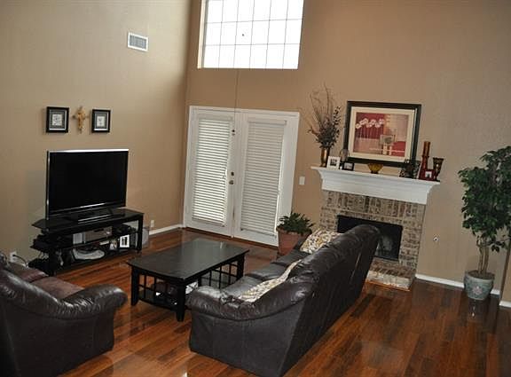 5th image of 4726 Park Bend Dr