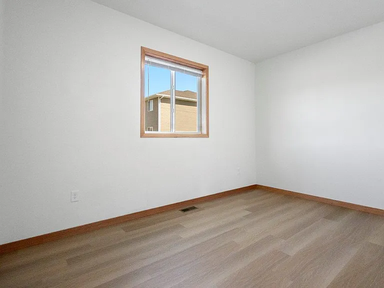 Archer Flats — Photo 13