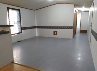 121 Gizmo Rd, Orangeburg, SC 29115