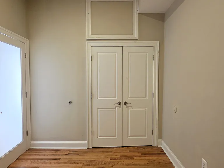 1114 Pine St #2 — Photo 10